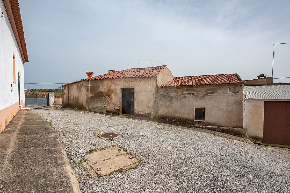 Moradia - São Manços e São Vicente do Pigeiro, Évora, Évora
