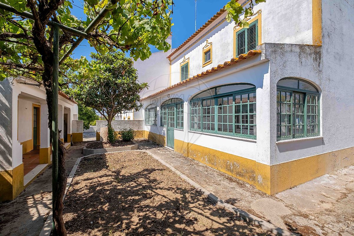 Moradia - Alcáçovas, Viana do Alentejo, Évora