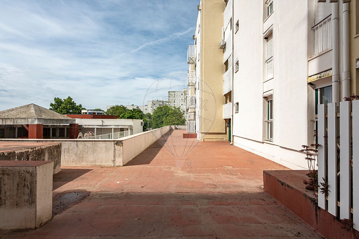 Apartamento T2 à venda em Malagueira e Horta das Figueiras, Évora — foto 25
