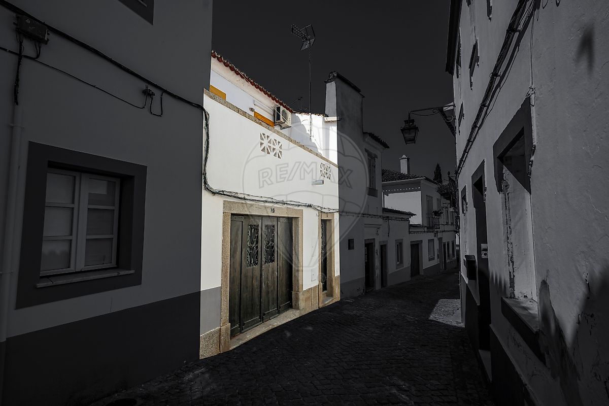 Moradia T3 à venda em Évora