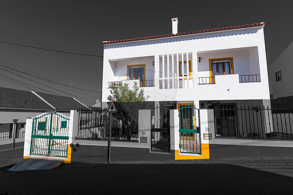 Apartamento T3 à venda em Évora