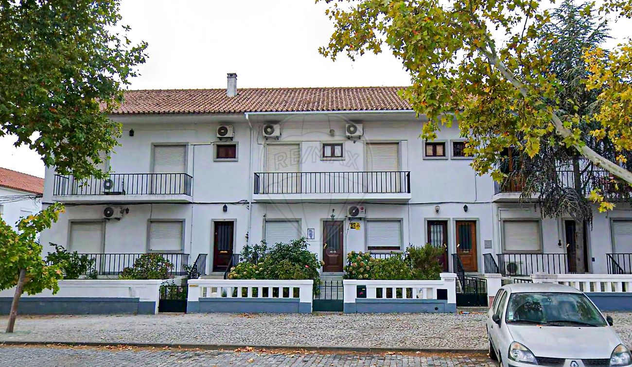 Moradia T3 para arrendar em Évora