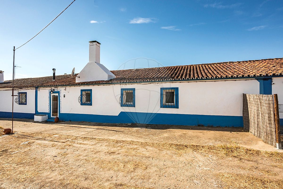 Apartamento T2 à venda em Alandroal