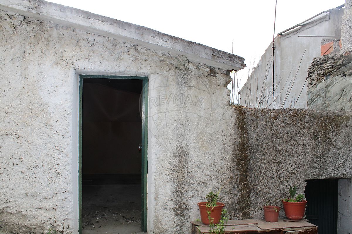 Apartamento T2 à venda em Alijó