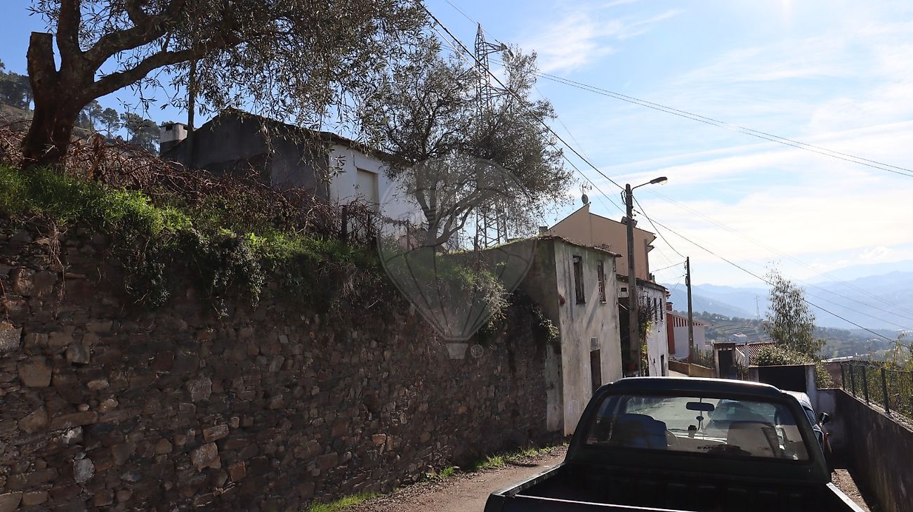 Moradia T2 à venda em Lobrigos (São Miguel e São João Baptista) e Sanhoane, Santa Marta de Penaguião — foto 10