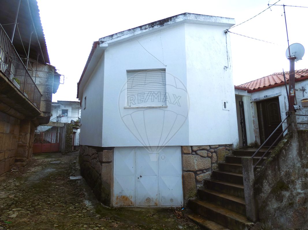 Moradia T2 para venda