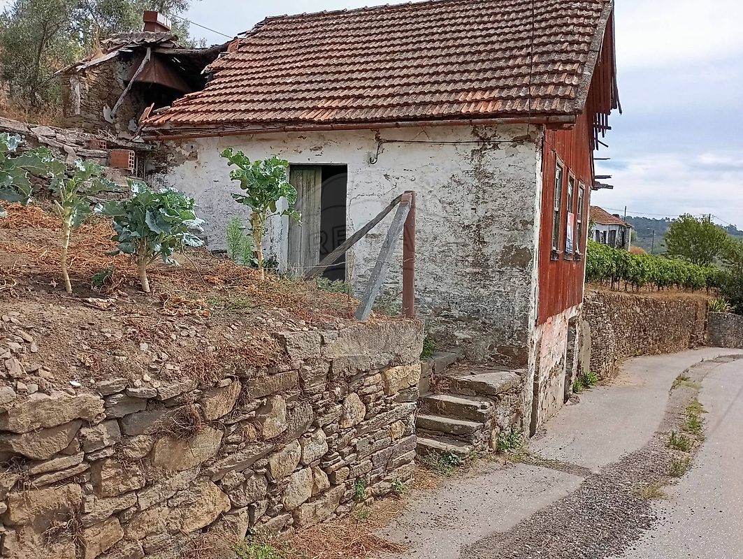 Moradia T0 para venda