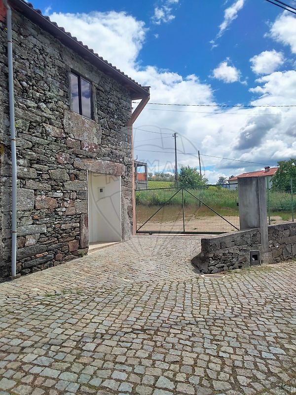 Moradia T1 para venda