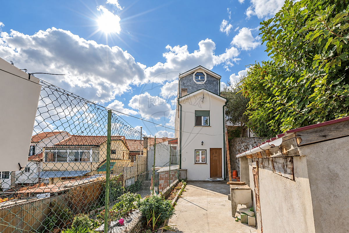 Moradia T3 em Lamego (Almacave e Sé), €249.000