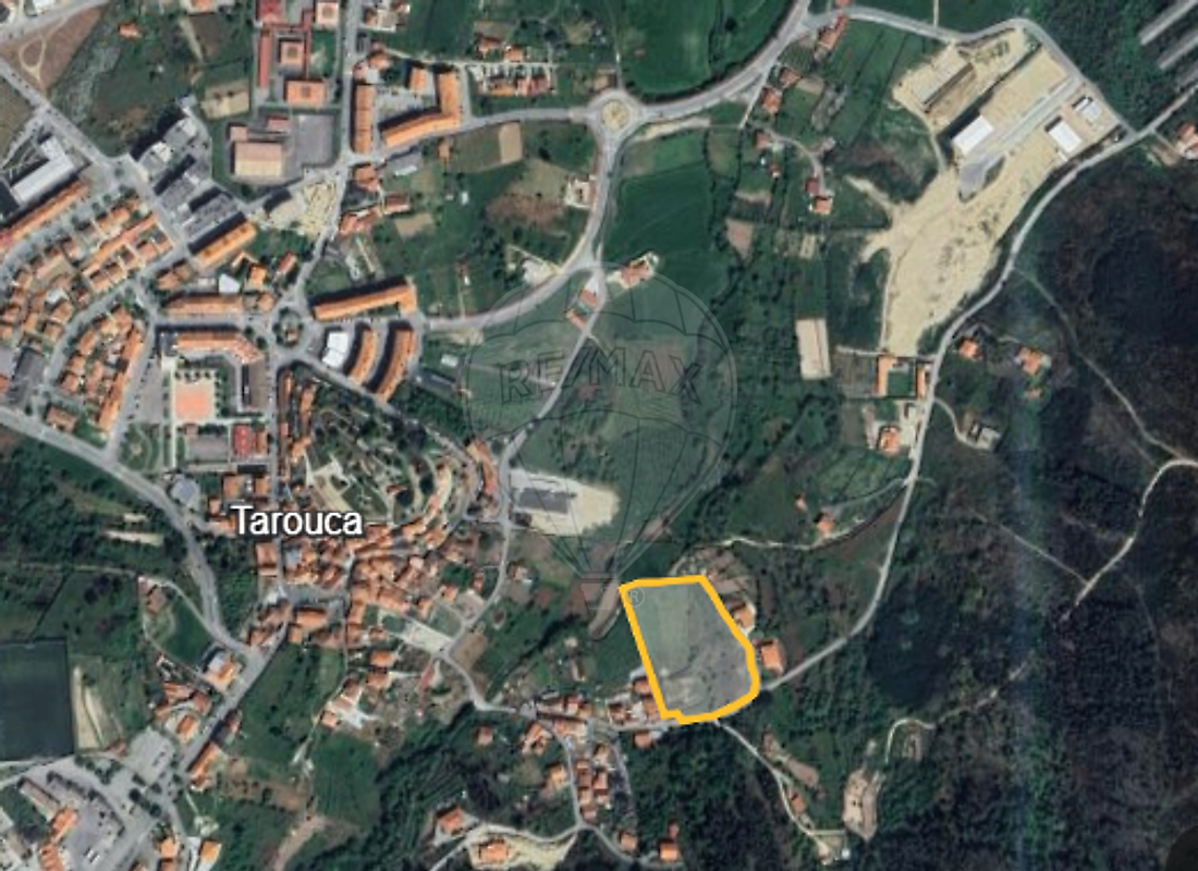 Terreno à venda em Tarouca