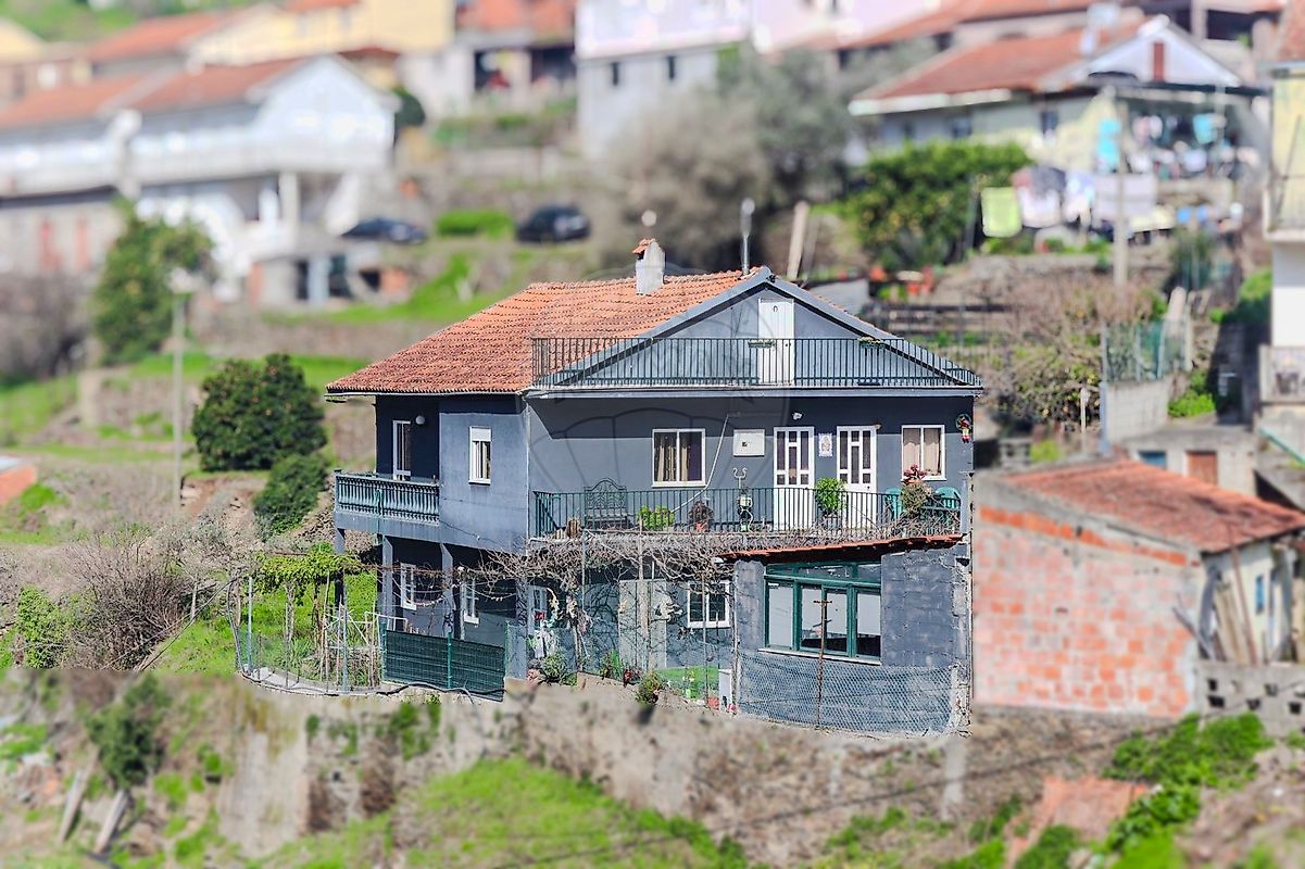 Moradia - Vilarinho dos Freires, Peso da Régua, Vila Real