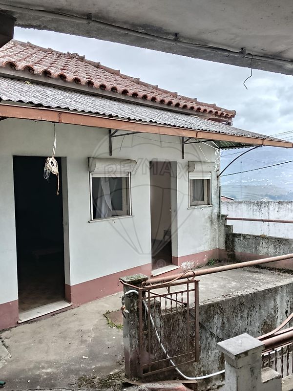 Moradia - Oliveira, Mesão Frio, Vila Real