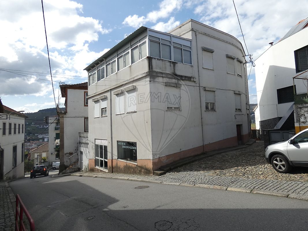 Prédio - Peso da Régua e Godim, Peso da Régua, Vila Real