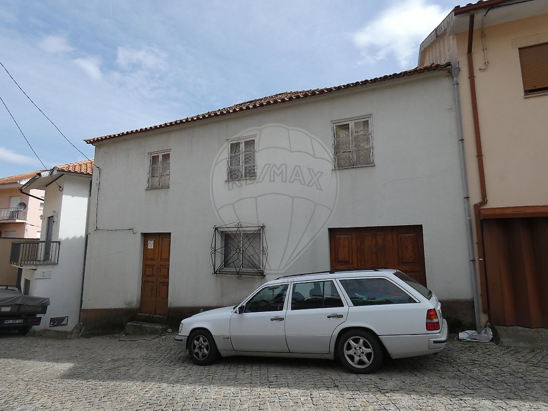 Moradia - Ferreirim, Lamego, Viseu