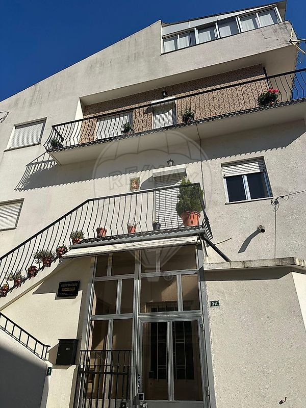 Moradia T2 à venda em Alijó