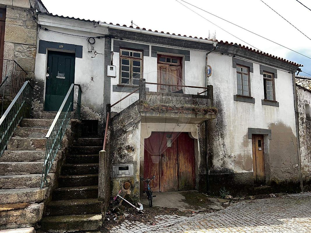 Moradia - Arcozelos, Moimenta da Beira, Viseu