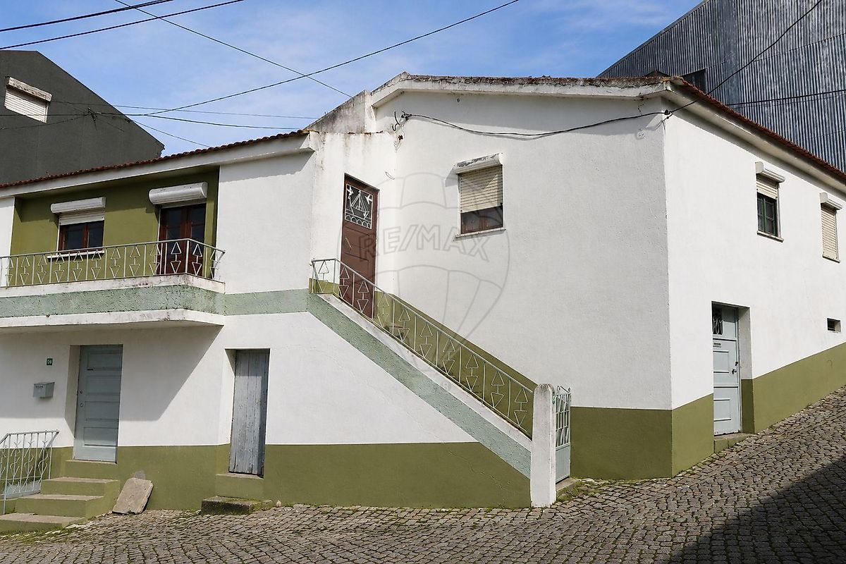 Moradia - Ervedosa do Douro, São João da Pesqueira, Viseu