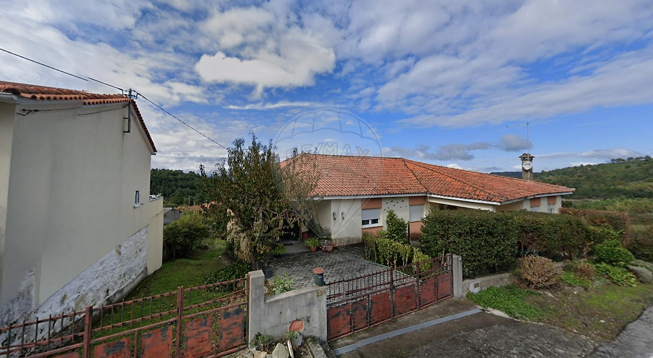 Moradia - Amedo e Zedes, Carrazeda de Ansiães, Bragança