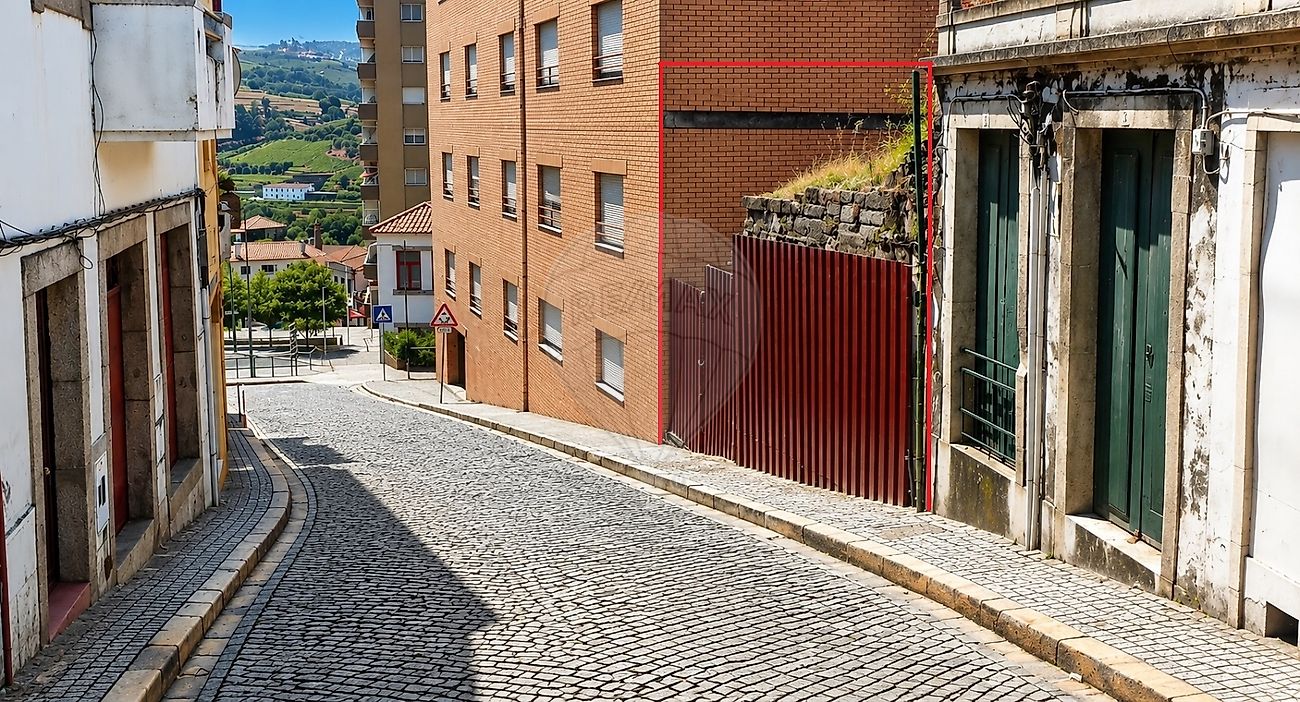 Terreno - Peso da Régua e Godim, Peso da Régua, Vila Real
