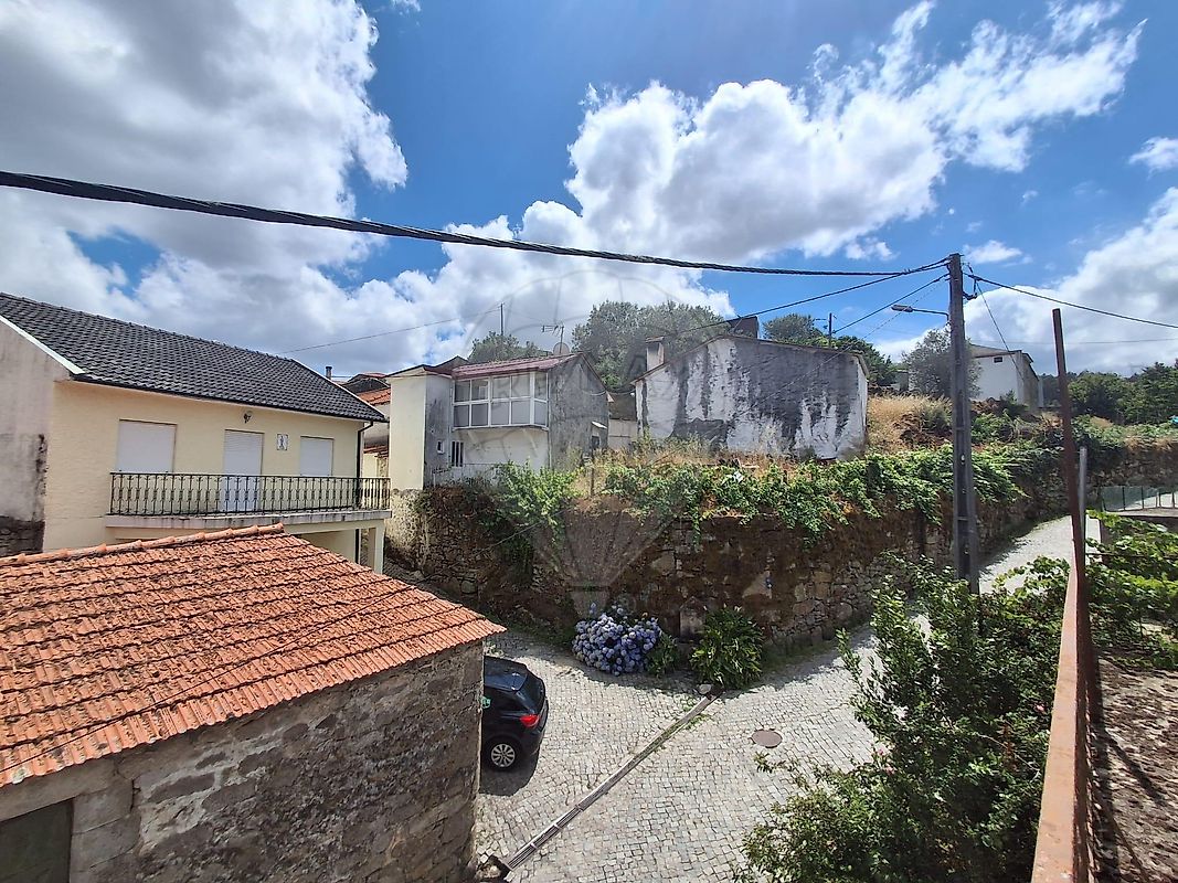 Moradia T3 à venda em Sarzedo, Moimenta da Beira — foto 9