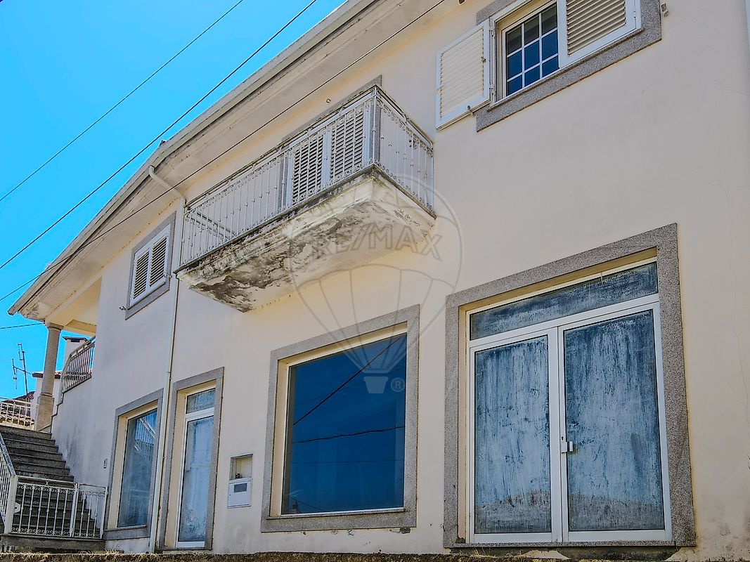 Moradia T3 em Penajóia, €250.000