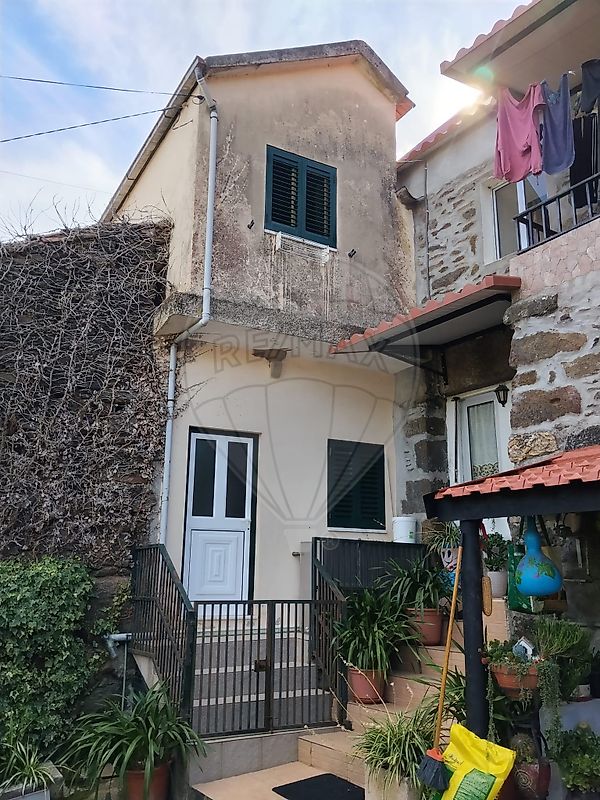 Moradia T1 à venda em Gestaçô, €31.500
