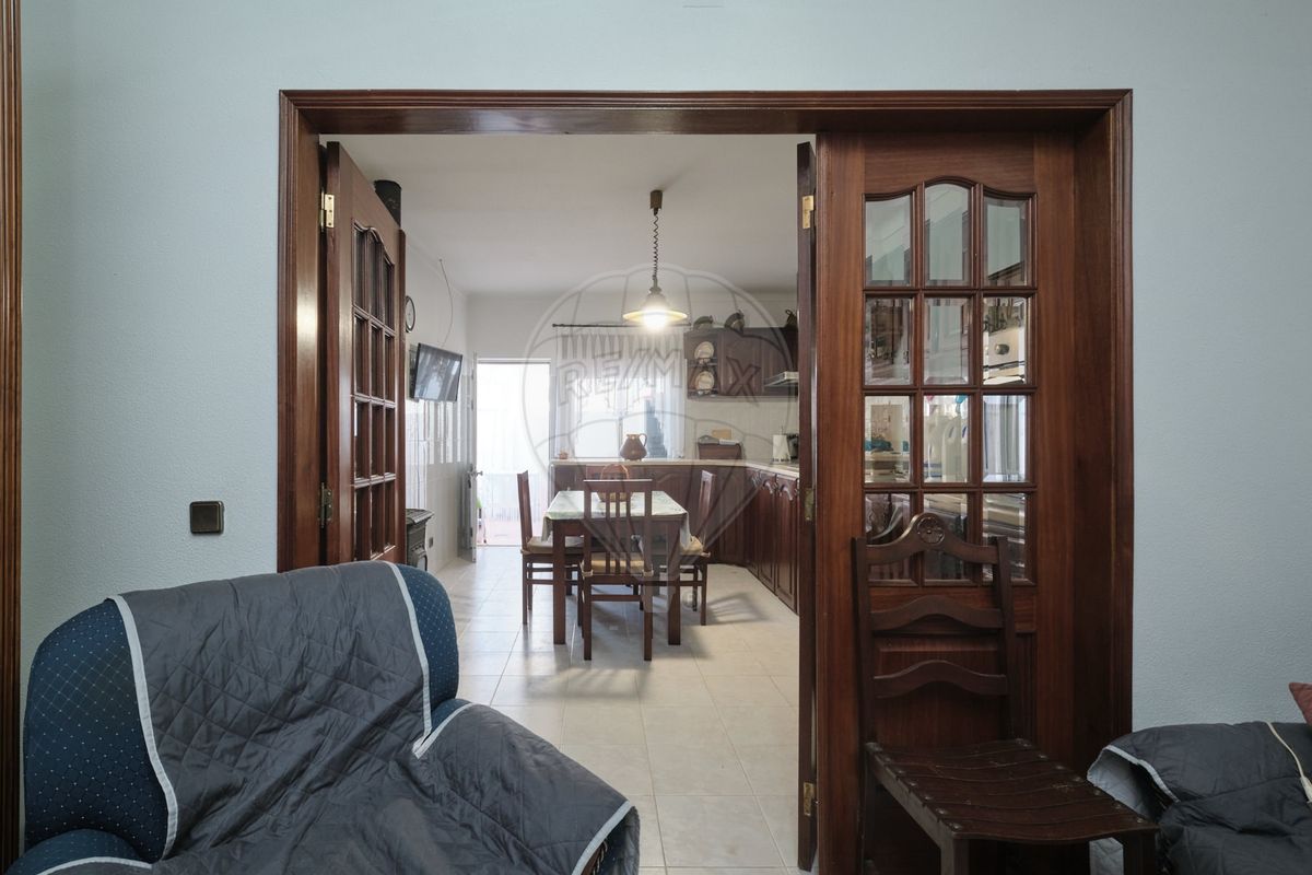 Moradia T2 para venda