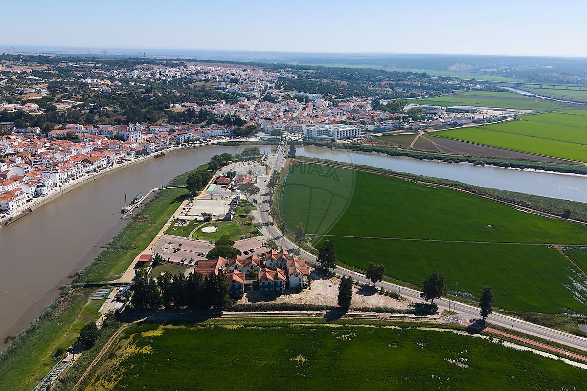 Apartamento T2 para arrendar em Alcácer do Sal