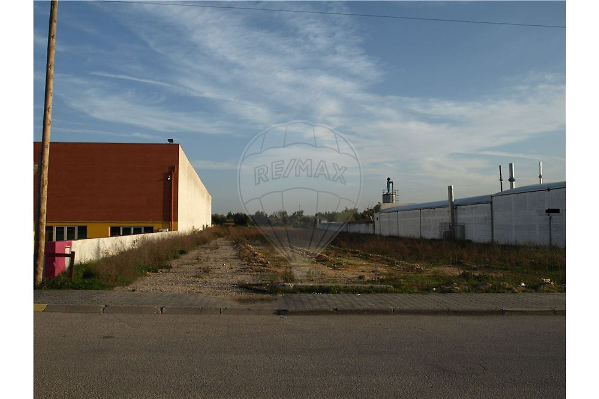 Land for sale in Cantanhede, Portugal — €155,000