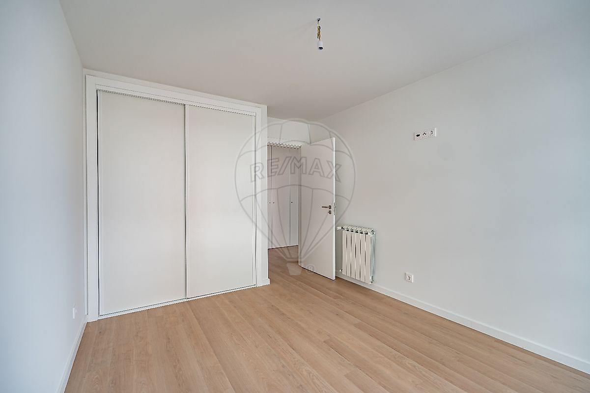 listing 124821073-7 picture-0