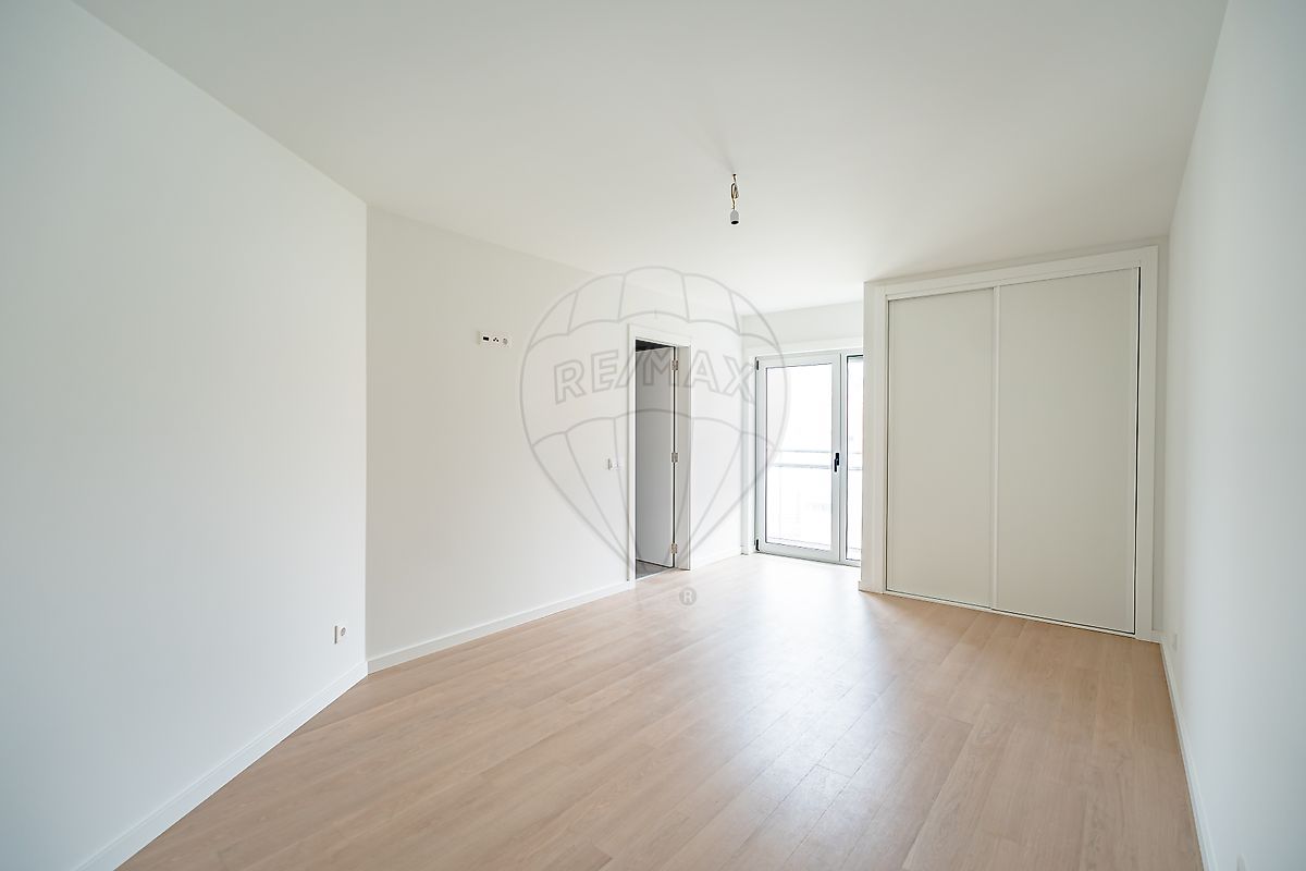 listing 124821073-6 picture-0