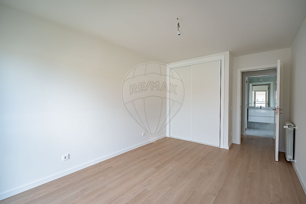listing 124821073-6 picture-0