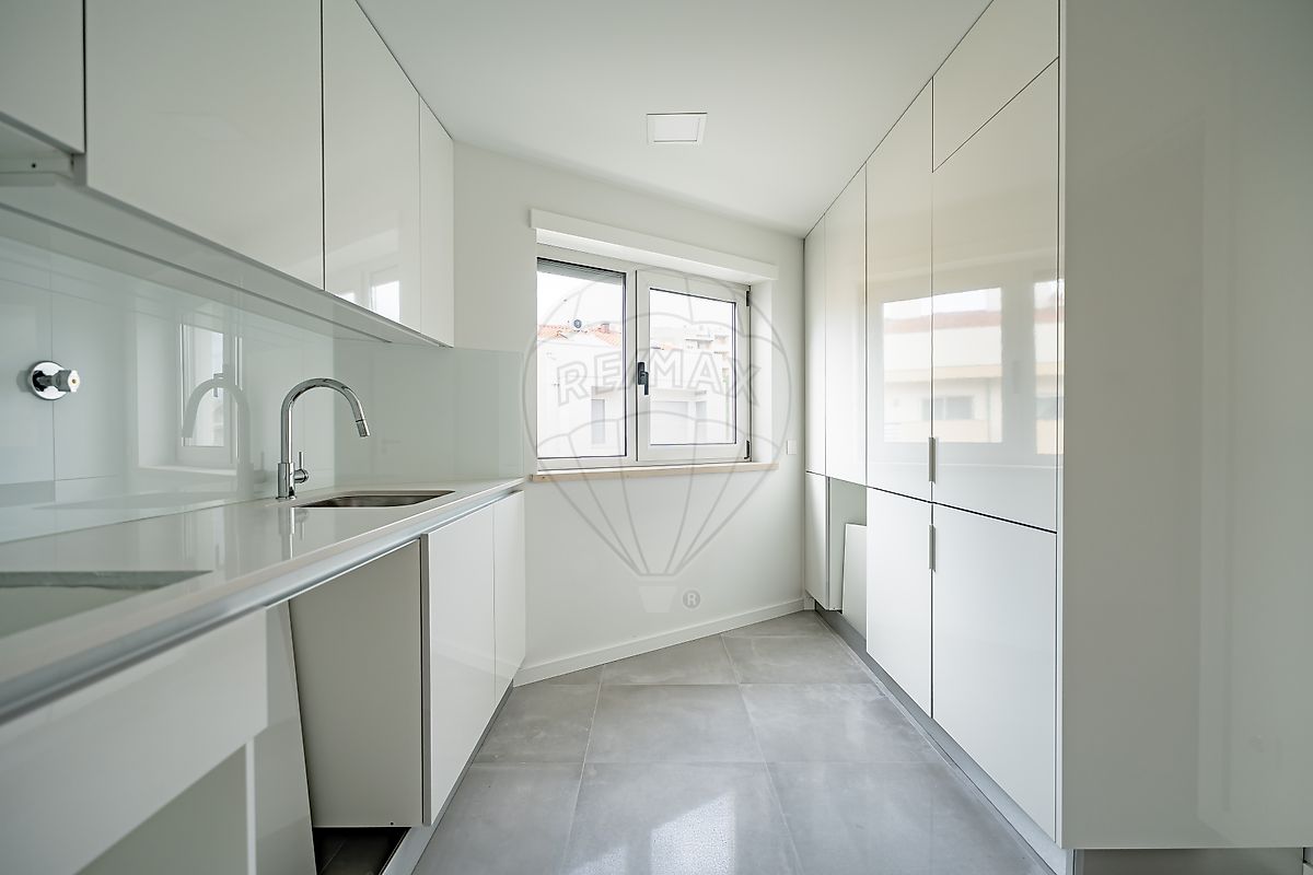 listing 124821073-6 picture-0