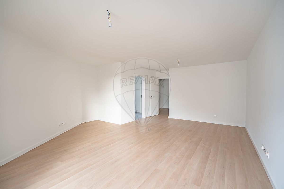 listing 124821073-6 picture-0