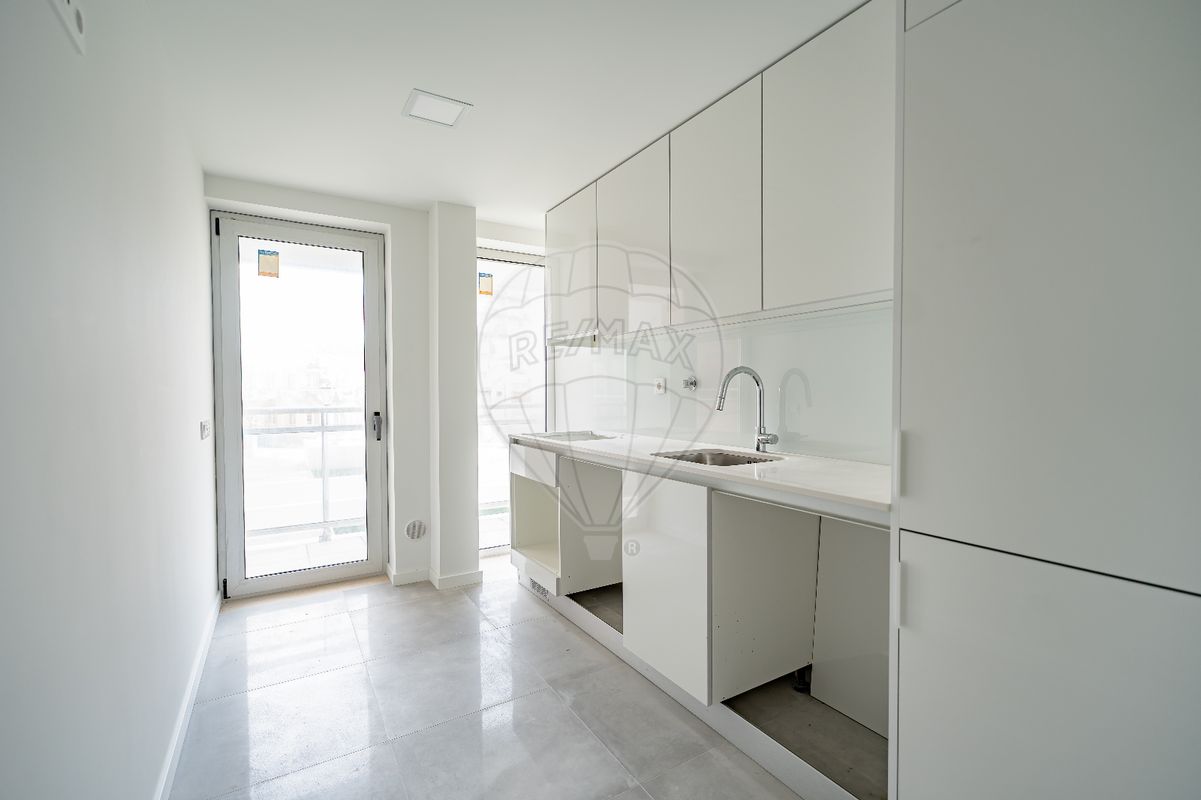 listing 124821073-18 picture-0