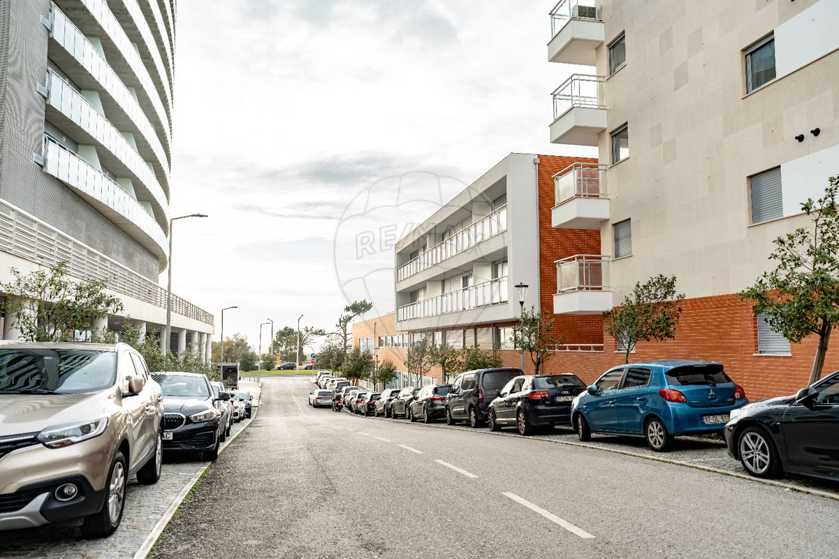 listing 124821073-18 picture-0
