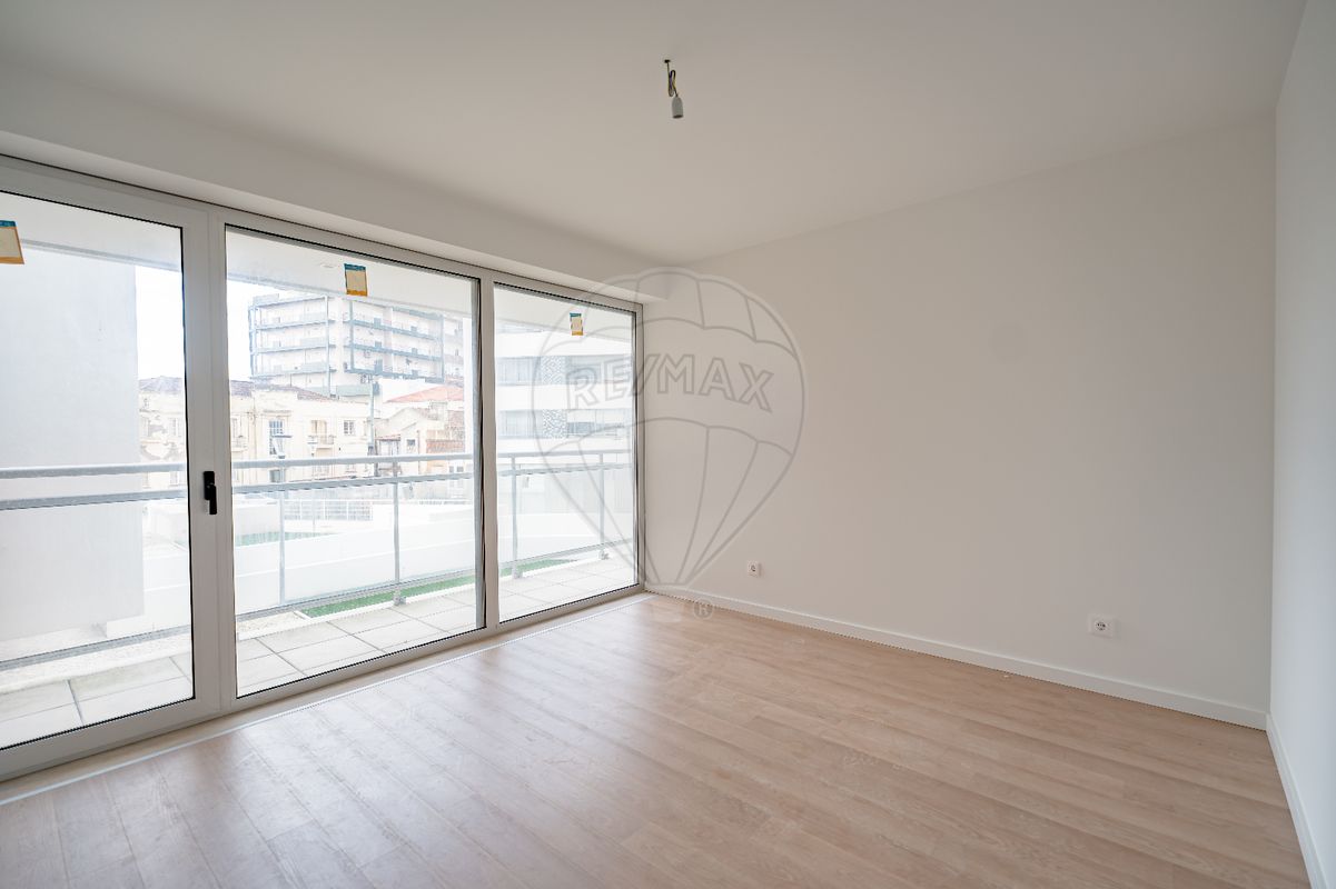 listing 124821073-18 picture-0