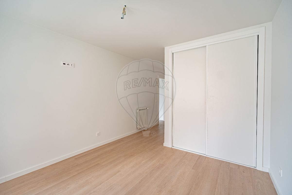 listing 124821073-18 picture-0