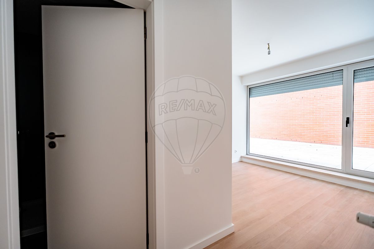 listing 124821073-5 picture-0