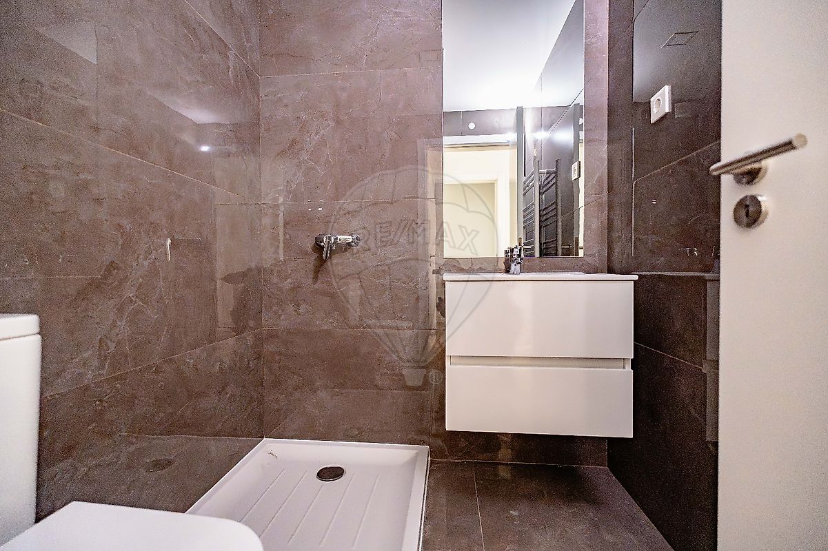 listing 124821073-12 picture-0