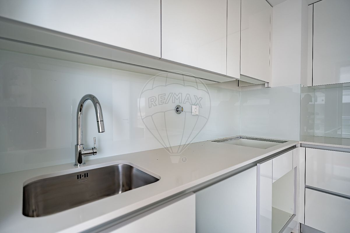 listing 124821073-4 picture-0