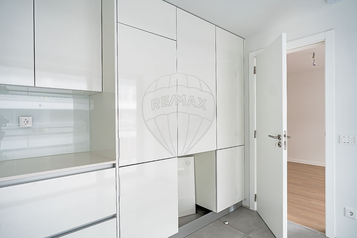 listing 124821073-4 picture-0