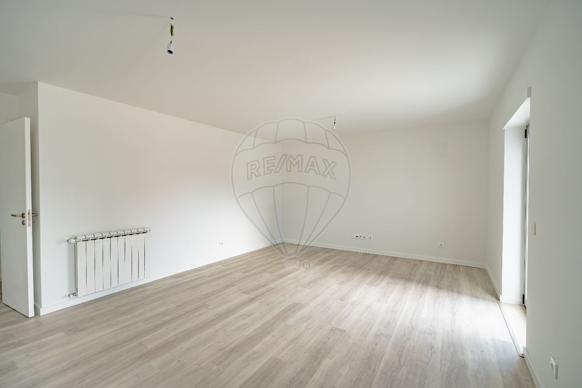 listing 124821073-16 picture-0