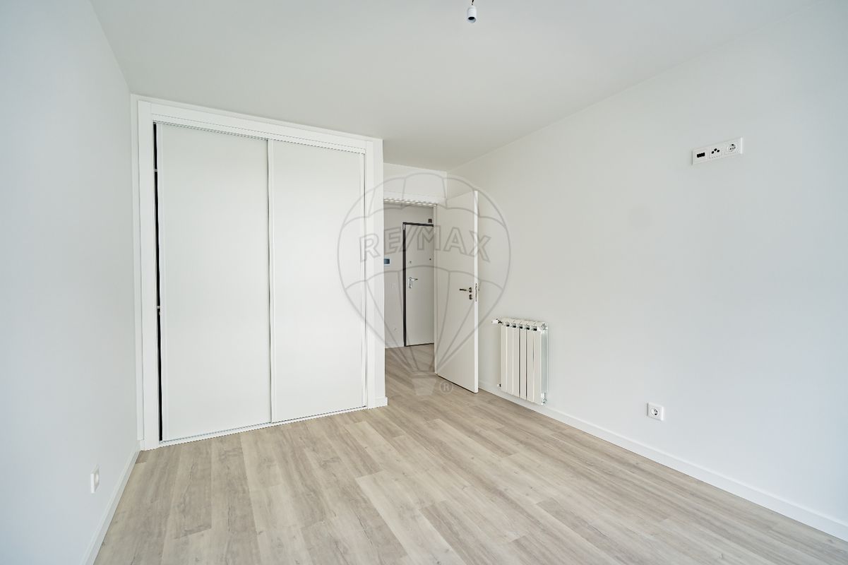 listing 124821073-16 picture-0