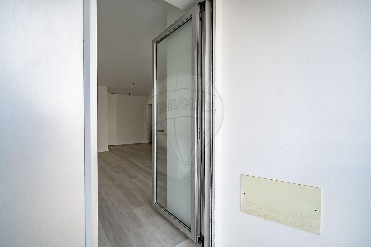 listing 124821073-17 picture-0
