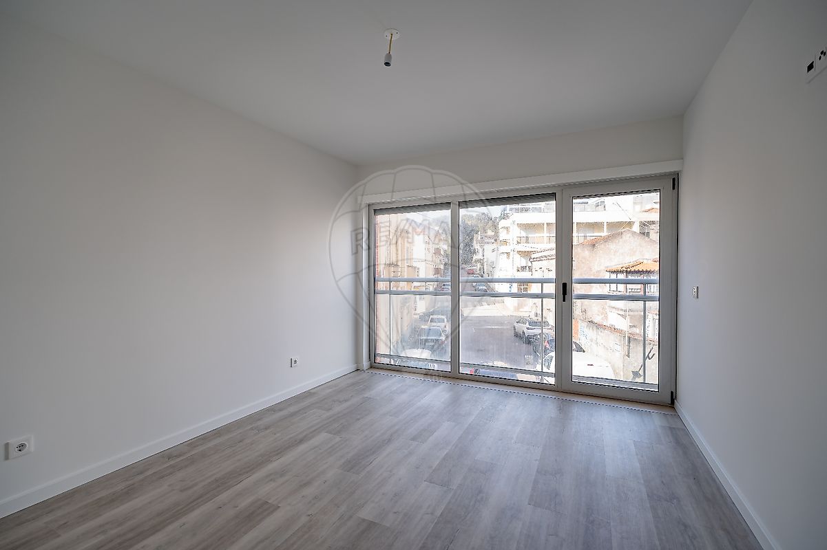 listing 124821073-17 picture-0