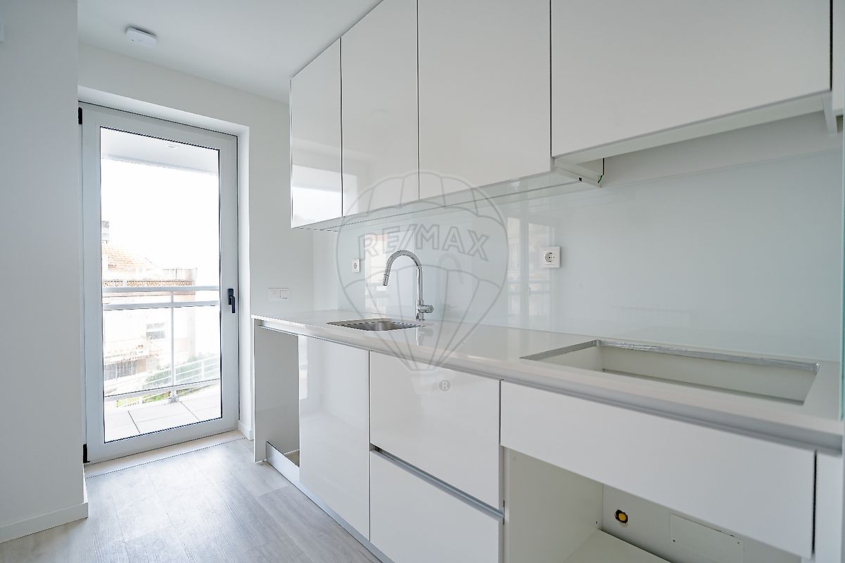 listing 124821073-17 picture-0