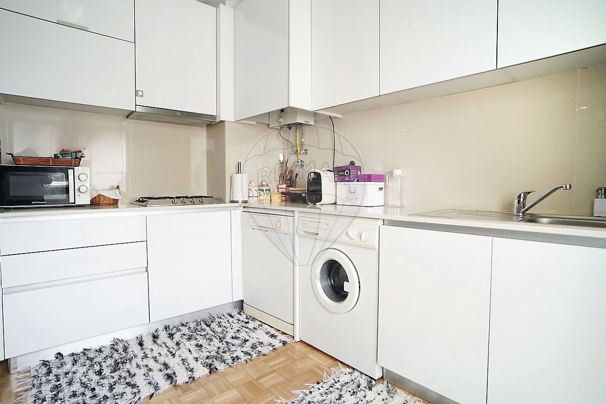 listing 124821073-25 picture-0