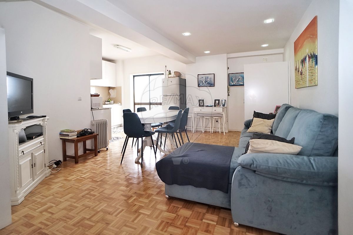 listing 124821073-25 picture-0
