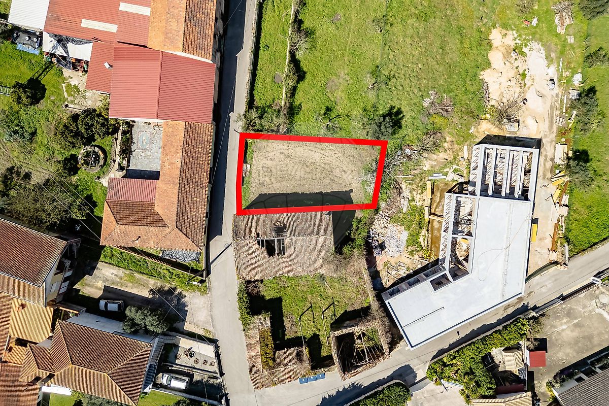 Terreno à venda em Vila Nova de Poiares